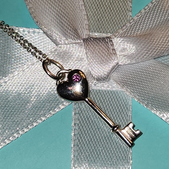 SS Tiffany & Co. Key Neacklace Pink Sapphire 1837